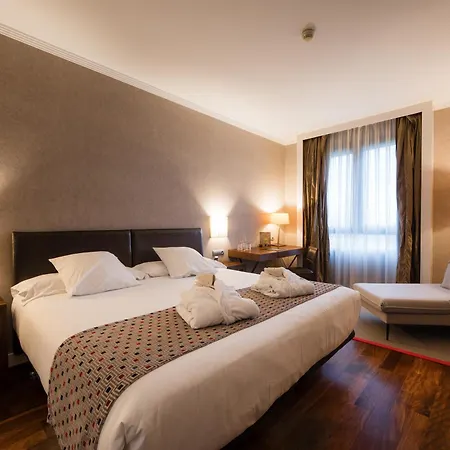 Отель Castilla Termal 4*