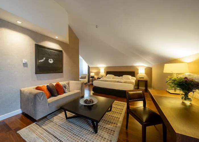 Castilla Termal 4* אולמדו